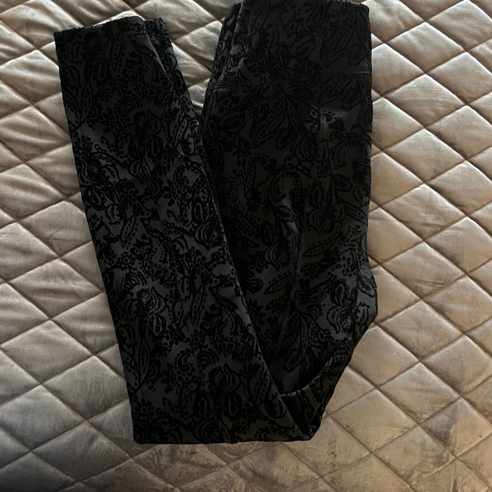 White House Black Market Black Velvet Runway Leggings Never Worn